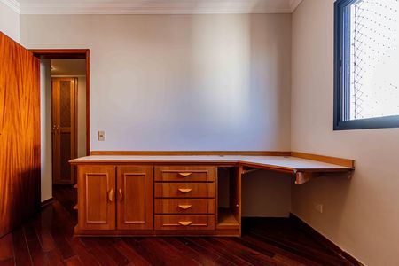 Apartamento para alugar com 168m², 4 quartos e 3 vagas Apartamento para alugar com 168m², 4 quartos e 3 vagasQuarto 02