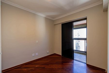 Apartamento para alugar com 168m², 4 quartos e 3 vagas Apartamento para alugar com 168m², 4 quartos e 3 vagasQuarto 01