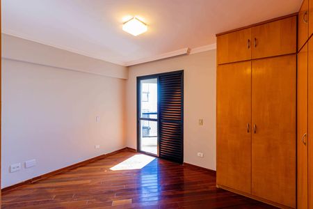 Apartamento para alugar com 168m², 4 quartos e 3 vagas Apartamento para alugar com 168m², 4 quartos e 3 vagasSuite 01