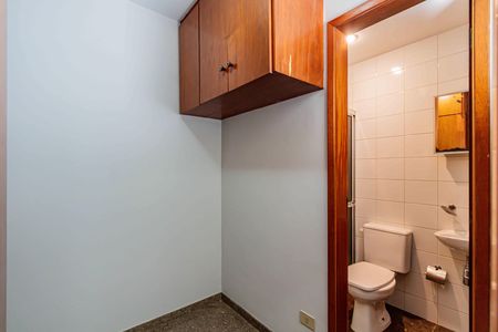 Apartamento para alugar com 168m², 4 quartos e 3 vagas Apartamento para alugar com 168m², 4 quartos e 3 vagasQuarto de serviço
