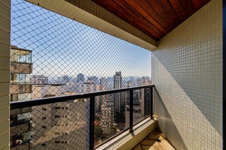 Apartamento para alugar com 168m², 4 quartos e 3 vagas Apartamento para alugar com 168m², 4 quartos e 3 vagasSuite 01 - Varanda