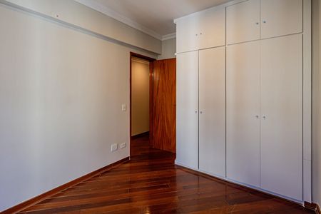 Apartamento para alugar com 168m², 4 quartos e 3 vagas Apartamento para alugar com 168m², 4 quartos e 3 vagasQuarto 01