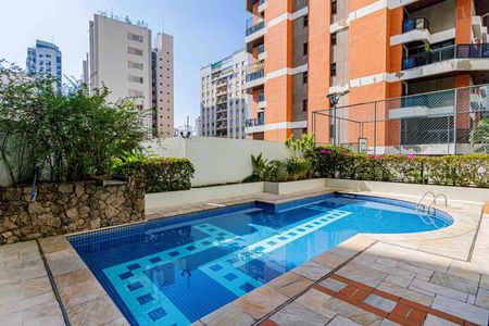 Apartamento para alugar com 168m², 4 quartos e 3 vagas