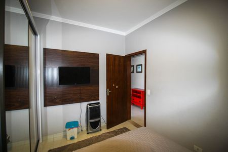 Casa de condomínio para alugar com 230m², 3 quartos e 4 vagas