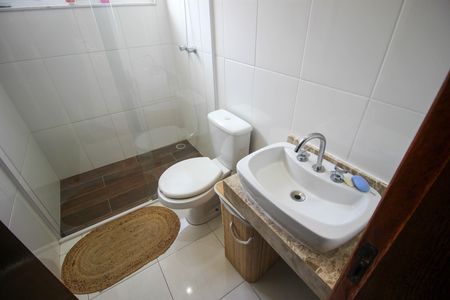 Casa de condomínio para alugar com 230m², 3 quartos e 4 vagas
