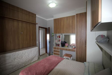 Casa de condomínio para alugar com 230m², 3 quartos e 4 vagas