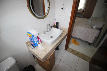 Casa de condomínio para alugar com 230m², 3 quartos e 4 vagas