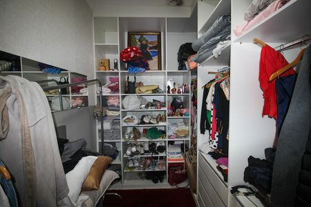 Casa de condomínio para alugar com 230m², 3 quartos e 4 vagas