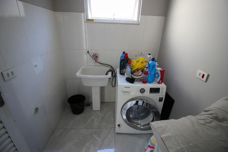 Casa de condomínio para alugar com 230m², 3 quartos e 4 vagas