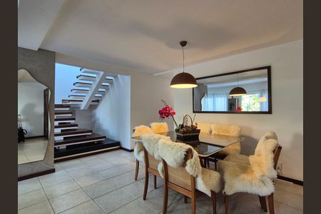 Apartamento à venda com 300m², 3 quartos e 1 vaga