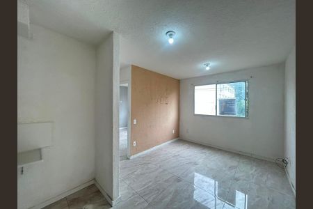 Sala de apartamento para alugar com 2 quartos, 44m² em Mato Grande, Canoas
