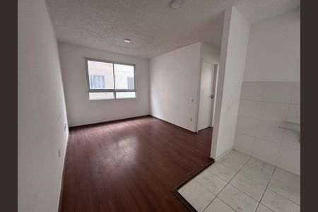 Sala de apartamento para alugar com 2 quartos, 44m² em Vargem Pequena, Rio de Janeiro