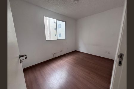 Quarto 1 de apartamento para alugar com 2 quartos, 44m² em Vargem Pequena, Rio de Janeiro
