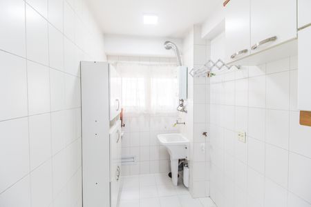 Apartamento à venda com 86m², 3 quartos e 2 vagas Apartamento à venda com 86m², 3 quartos e 2 vagasÁrea de Serviço