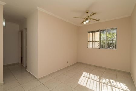 Sala de apartamento para alugar com 3 quartos, 55m² em Vila Prudente, São Paulo