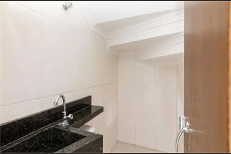 Casa à venda com 170m², 3 quartos e 2 vagas