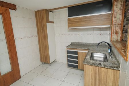 Casa de condomínio à venda com 70m², 2 quartos e 1 vaga Casa de condomínio à venda com 70m², 2 quartos e 1 vagaCozinha