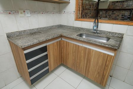 Cozinha de casa de condomínio à venda com 2 quartos, 70m² em Campo Grande, Rio de Janeiro