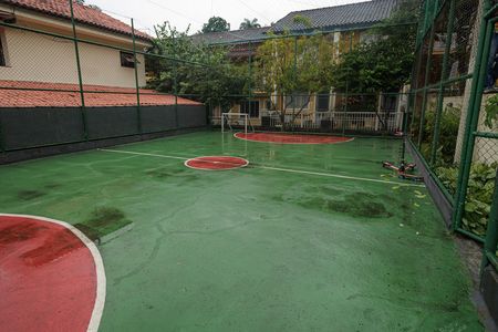 Casa de condomínio à venda com 70m², 2 quartos e 1 vaga Casa de condomínio à venda com 70m², 2 quartos e 1 vagaQuadra Esportiva