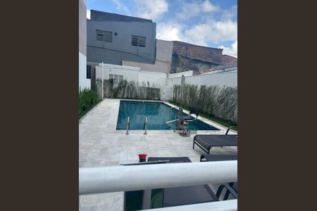 Apartamento para alugar com 30m², 1 quarto e sem vaga Apartamento para alugar com 30m², 1 quarto e sem vagaPiscina