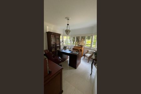 Casa de condomínio para alugar com 400m², 4 quartos e 4 vagasSala de Jantar