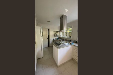 Casa de condomínio para alugar com 400m², 4 quartos e 4 vagasCozinha