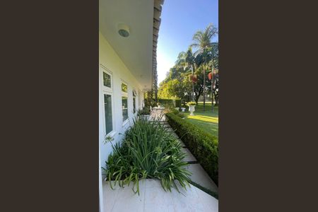 Casa de condomínio para alugar com 400m², 4 quartos e 4 vagasÁrea Externa