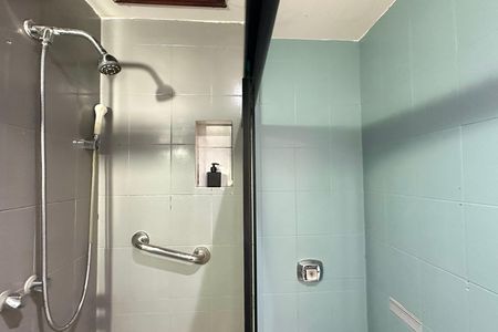 Apartamento para alugar com 144m², 3 quartos e sem vaga