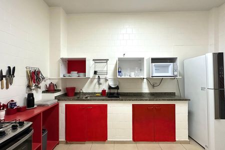 Apartamento para alugar com 144m², 3 quartos e sem vaga