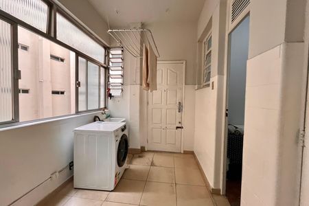 Apartamento para alugar com 144m², 3 quartos e sem vaga Apartamento para alugar com 144m², 3 quartos e sem vagaÁrea de Serviço