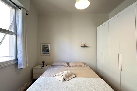 Apartamento para alugar com 144m², 3 quartos e sem vaga