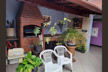 Casa à venda com 3 quartos, 250m² em Vila Curuçá, Santo André