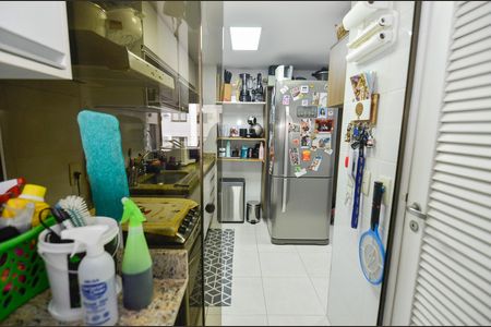 Apartamento à venda com 116m², 3 quartos e 2 vagas Apartamento à venda com 116m², 3 quartos e 2 vagasÁrea de Serviço
