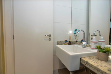 Apartamento à venda com 116m², 3 quartos e 2 vagas Apartamento à venda com 116m², 3 quartos e 2 vagasBanheiro 2