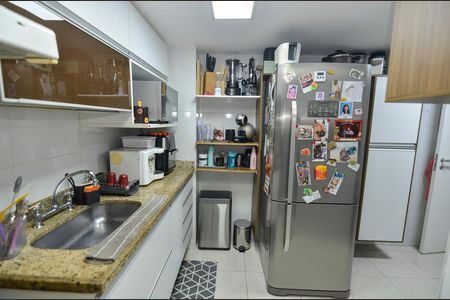 Apartamento à venda com 116m², 3 quartos e 2 vagas Apartamento à venda com 116m², 3 quartos e 2 vagasCozinha