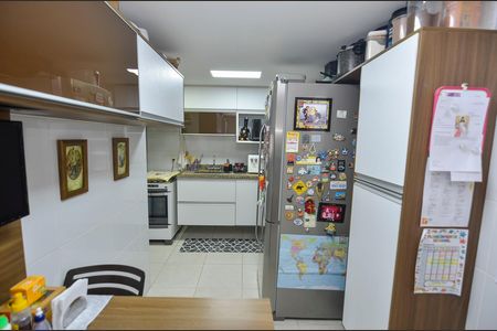 Apartamento à venda com 116m², 3 quartos e 2 vagas Apartamento à venda com 116m², 3 quartos e 2 vagasCozinha