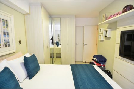 Apartamento à venda com 116m², 3 quartos e 2 vagas Apartamento à venda com 116m², 3 quartos e 2 vagasSuíte