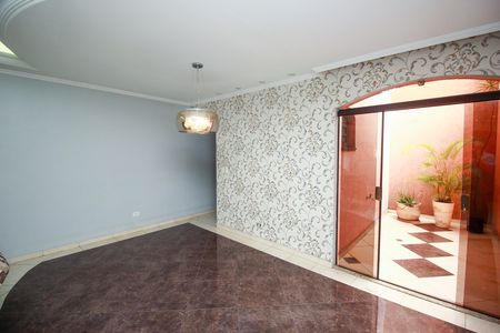 Casa à venda com 231m², 3 quartos e 5 vagas Casa à venda com 231m², 3 quartos e 5 vagasSala de Jantar
