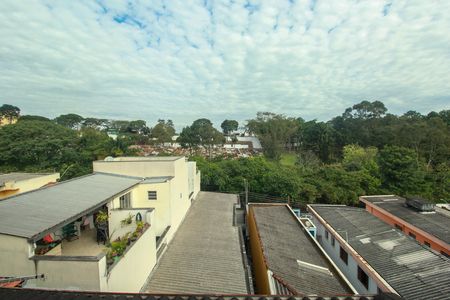 Casa à venda com 231m², 3 quartos e 5 vagas Casa à venda com 231m², 3 quartos e 5 vagasVista da Suíte 2