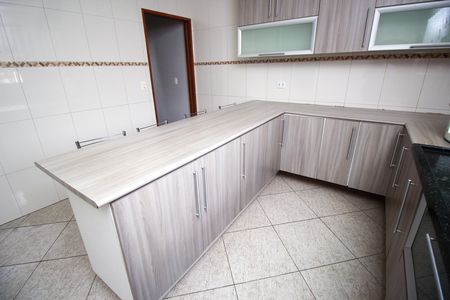 Casa à venda com 231m², 3 quartos e 5 vagas Casa à venda com 231m², 3 quartos e 5 vagasCozinha