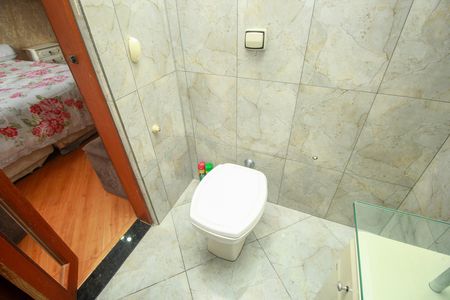 Casa à venda com 231m², 3 quartos e 5 vagas Casa à venda com 231m², 3 quartos e 5 vagasBanheiro da Suíte 1