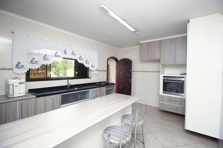Casa à venda com 231m², 3 quartos e 5 vagas Casa à venda com 231m², 3 quartos e 5 vagasCozinha