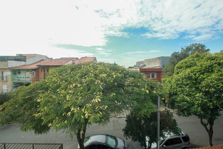 Casa à venda com 231m², 3 quartos e 5 vagas Casa à venda com 231m², 3 quartos e 5 vagasVista da Varanda da Suíte 1