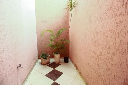 Casa à venda com 231m², 3 quartos e 5 vagas Casa à venda com 231m², 3 quartos e 5 vagasJardim de Inverno