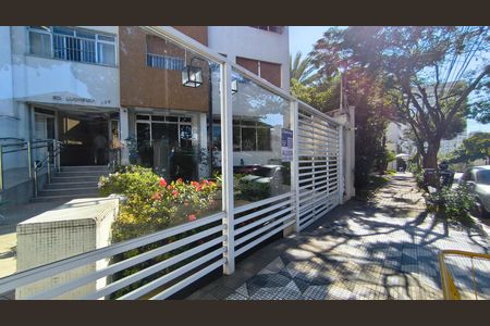 Apartamento para alugar com 110m², 3 quartos e 1 vaga Apartamento para alugar com 110m², 3 quartos e 1 vagaFachada + Plaquinha