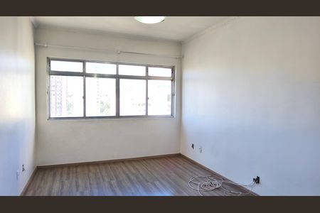 Apartamento para alugar com 110m², 3 quartos e 1 vaga Apartamento para alugar com 110m², 3 quartos e 1 vagaSala