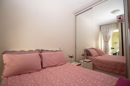 Apartamento à venda com 74m², 3 quartos e 1 vagaQuarto 2