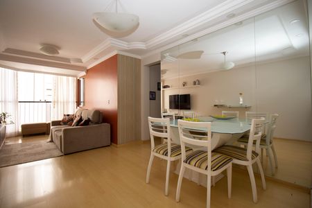 Sala de apartamento à venda com 3 quartos, 74m² em Guará, Brasília