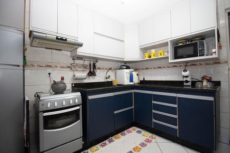 Apartamento à venda com 74m², 3 quartos e 1 vagaCozinha e Área de Serviço
