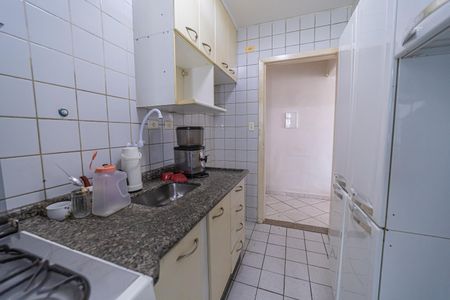 Apartamento à venda com 48m², 2 quartos e 1 vaga Apartamento à venda com 48m², 2 quartos e 1 vagaCozinha